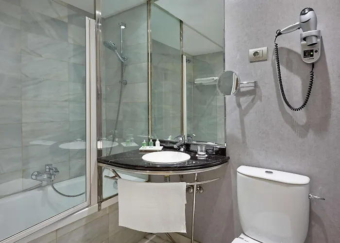 Nh Deusto Hotel Bilbao