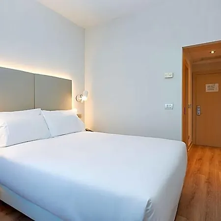 Nh Deusto Hotel 3*