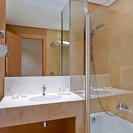 Nh Deusto Hotel 3*